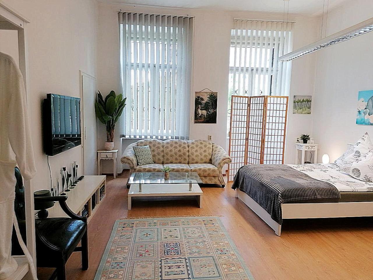 Grosszuegiges Kamin-zimmer Mit King-size Bett Im Zentrum * Annaberg-Buchholz